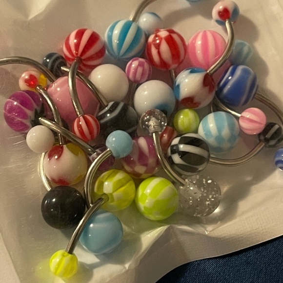 Belly Button Rings - Picture 2 of 2